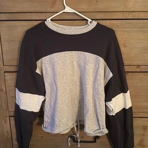 american eagle crew neck
